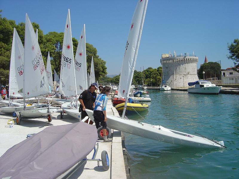 Another launching.JPG